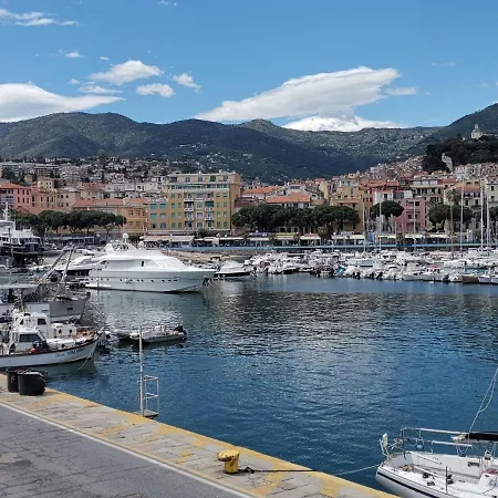 Stylish In Liguria With Scenic Views